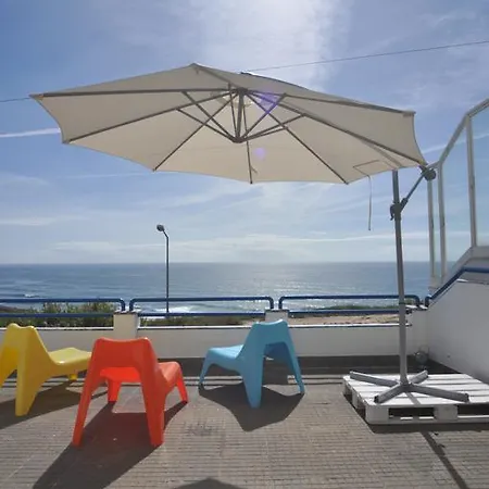 The Wave Beach & Surf * Ericeira