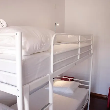The Wave Beach & Surf Hostel Ericeira