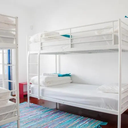 Hostel The Wave Beach & Surf *