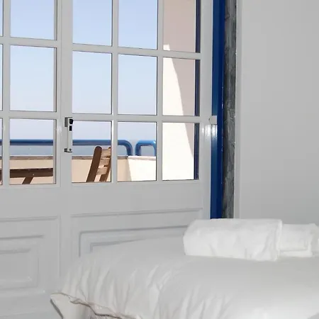 The Wave Beach & Surf Hostel